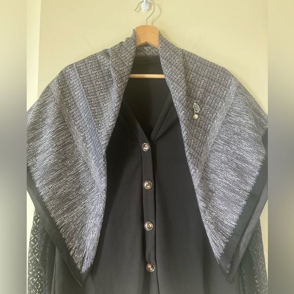 NEW- Satin Scarf Imitation Silk Black & White and Scarf Clip Silver - Picture 3 of 8